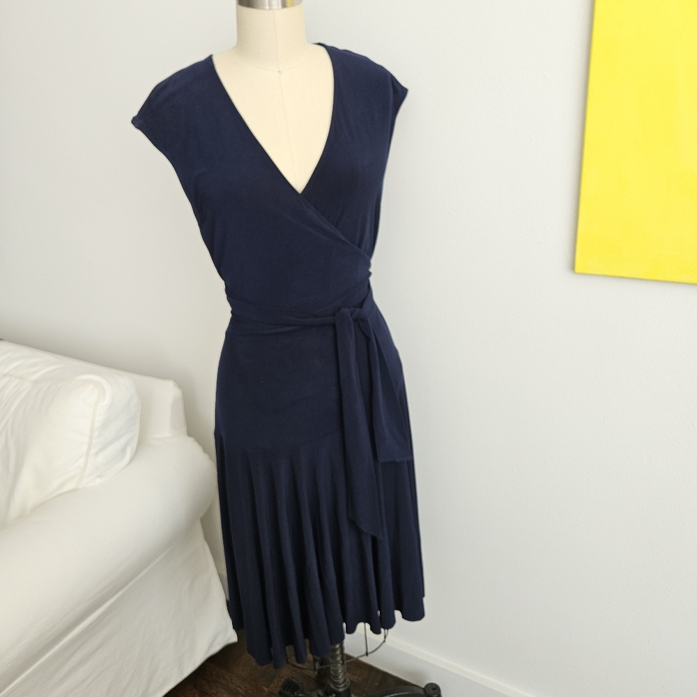 Navy wrapped effect midi dress. LARGE.